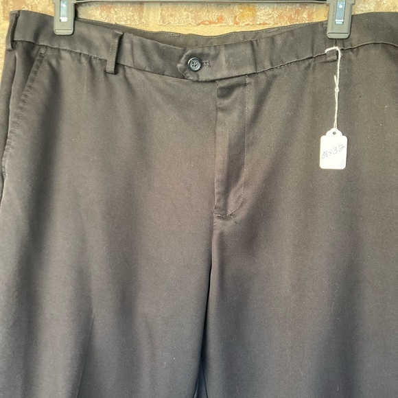 IZOD Golf Pants Mens 36x 30 Classic Fit Black - Picture 4 of 9